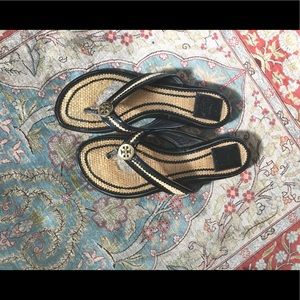 Tory Burch Black Patent Leather and Tan Slide